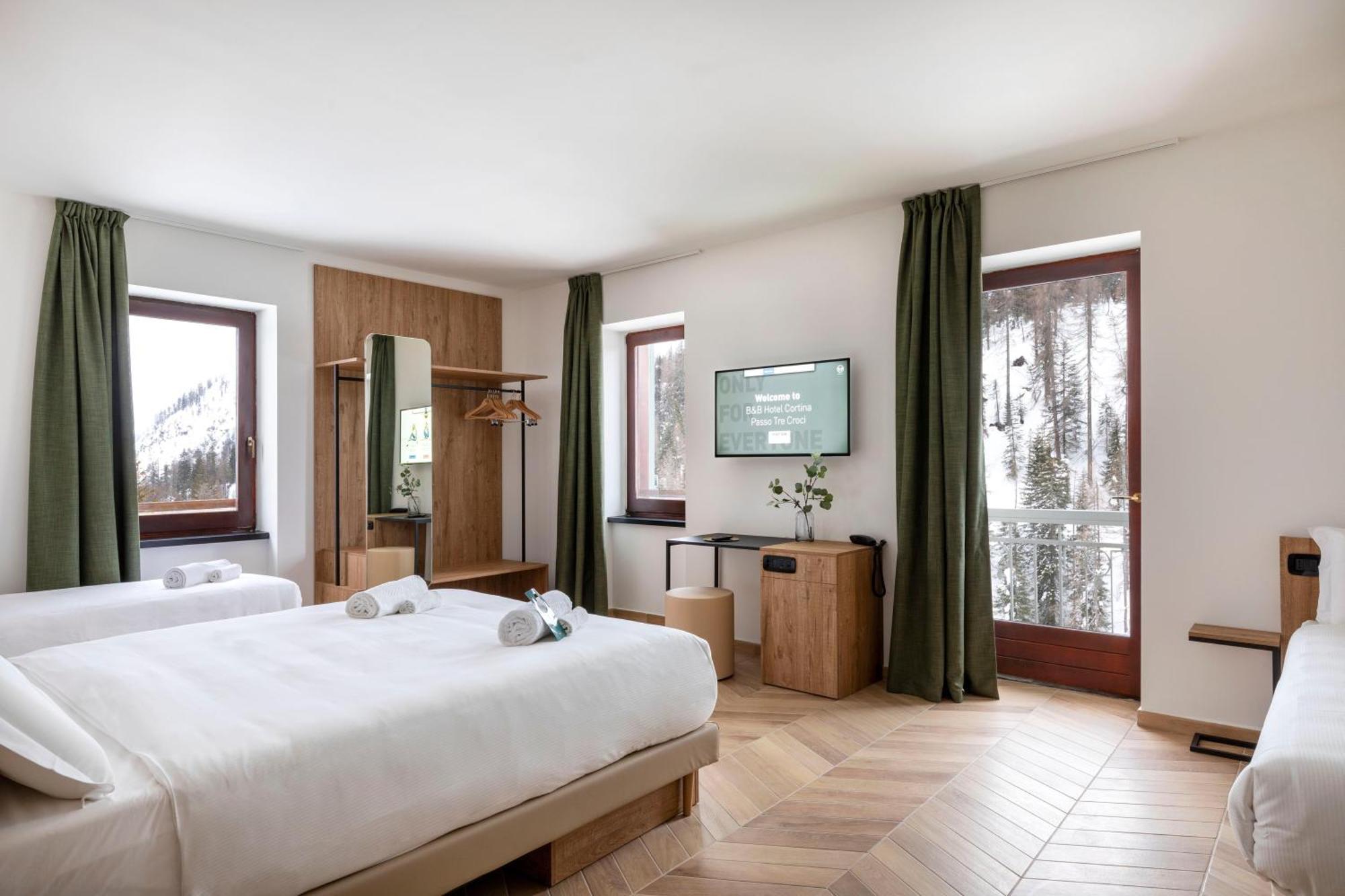 B&B Hotel Passo Tre Croci Cortina Cortina d'Ampezzo Bagian luar foto