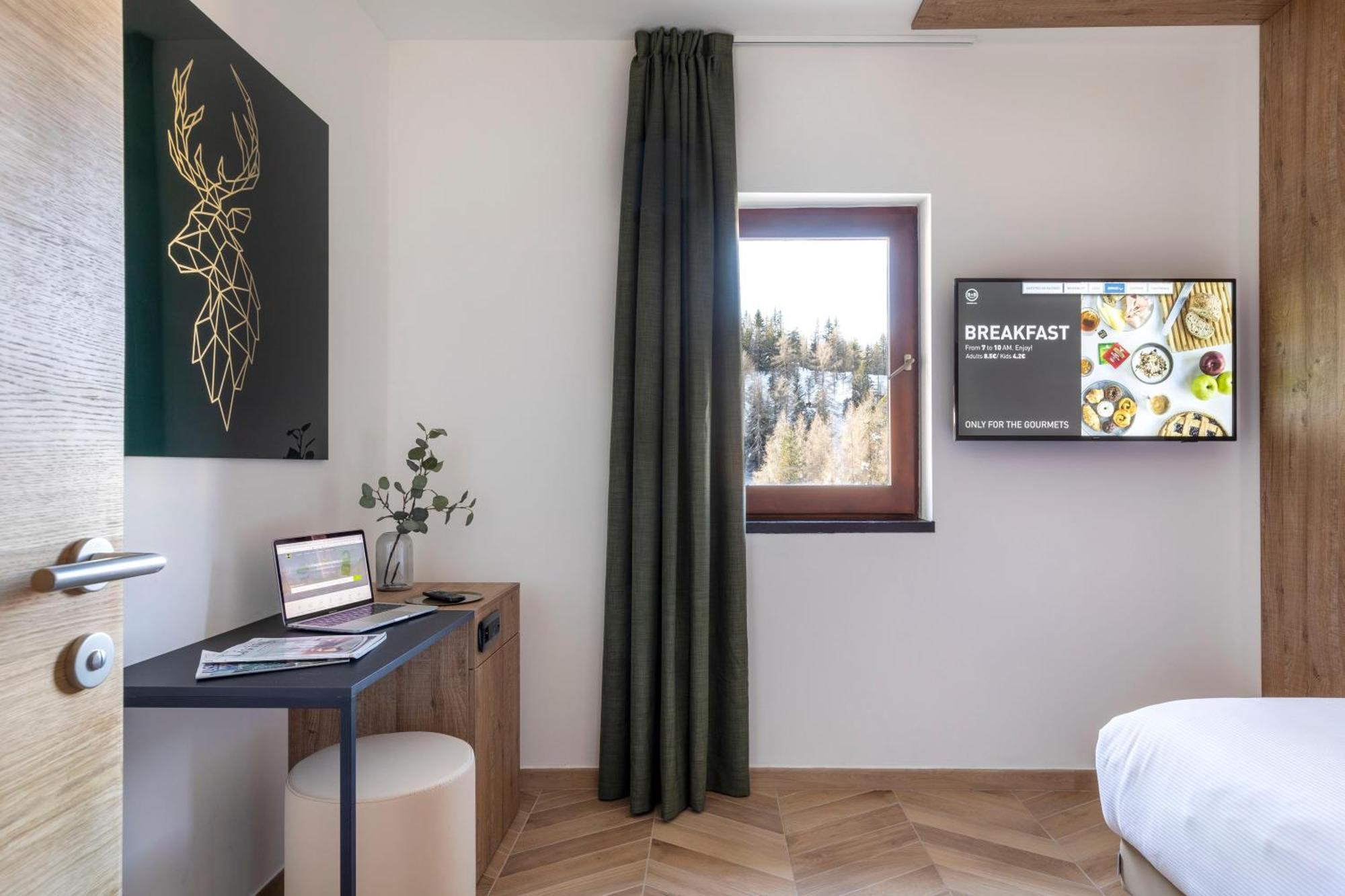 B&B Hotel Passo Tre Croci Cortina Cortina d'Ampezzo Bagian luar foto