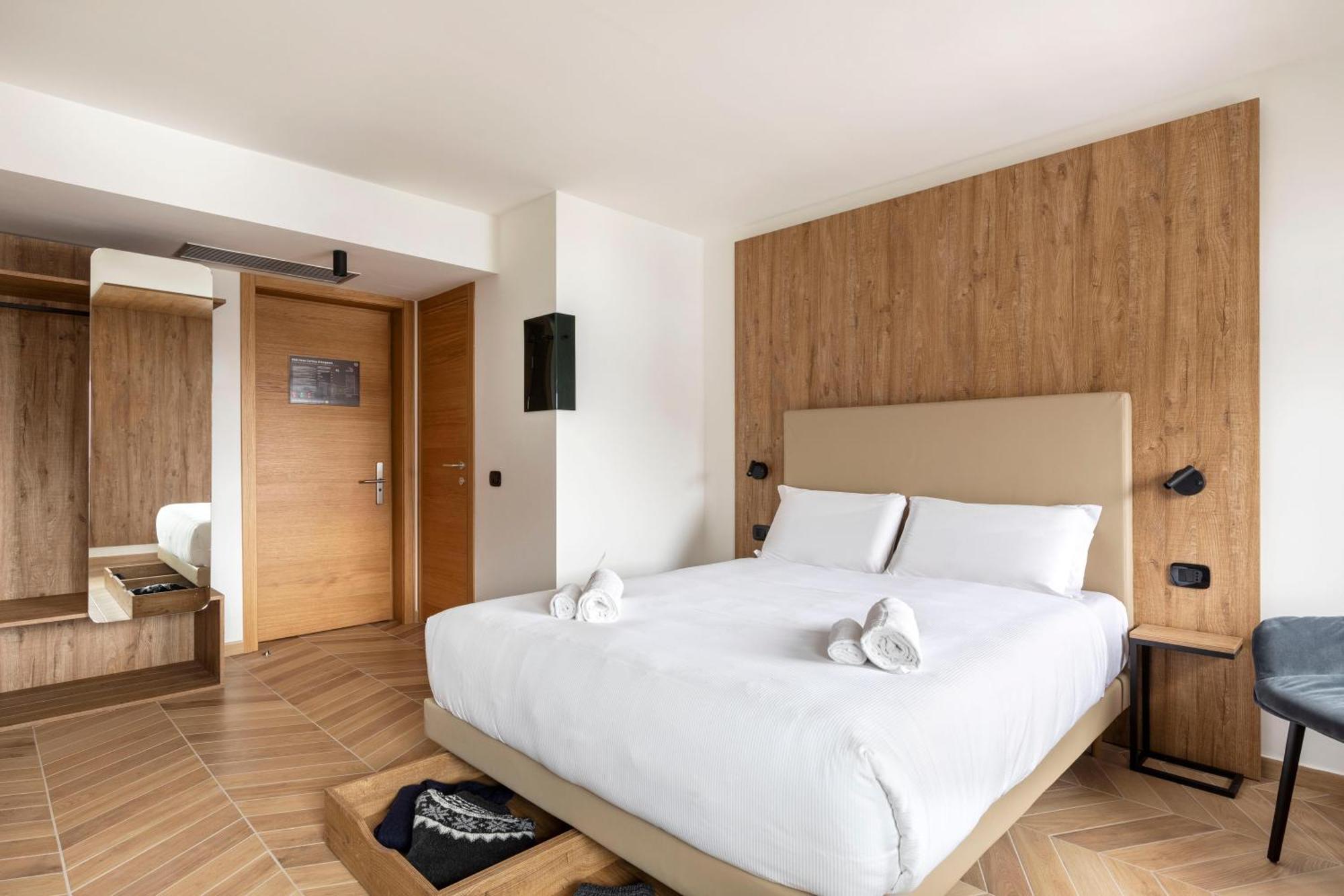 B&B Hotel Passo Tre Croci Cortina Cortina d'Ampezzo Bagian luar foto